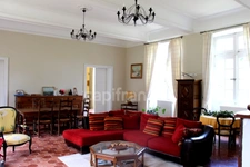 Propriete à vendre 15 pièces, 9 ha, proche de FLEURANCE (32)