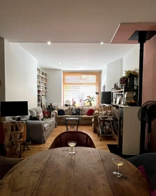 "Chat"-oyante maison d'hôtes, 10 pièces, 8 chambres, avec jardin clos, à quinze minutes de MARCIAC, MIRANDE ET VIC-FEZENSAC (32)