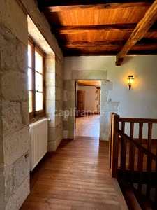 Jolie maison de campagne (320 m2, 9 pièces, 5 chambres) à vendre, sur terrain de 8500 m2, à dix minutes d'Auch (32)