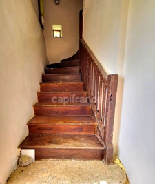 Maison de campagne avec 5 dépendances à restaurer à vendre, à proximité de Saint-Clar (32)