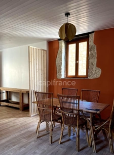 T3 : Maison de village en pierre entièrement rénovée, 85 m2, 2 chambres, à 15 km de Fleurance / Lectoure / Condom (32)