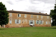 Propriete à vendre 15 pièces, 9 ha, proche de FLEURANCE (32)