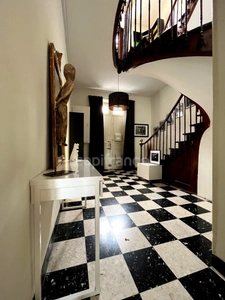 Jolie maison en plein centre de FLEURANCE (32), 165 m2, 5 pièces, 3 chambres, cave, jardin clos et puits... 