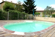 Propriete à vendre 15 pièces, 9 ha, proche de FLEURANCE (32)