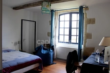 Propriete à vendre 15 pièces, 9 ha, proche de FLEURANCE (32)