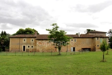 Propriete à vendre 15 pièces, 9 ha, proche de FLEURANCE (32)