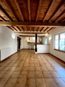 Maison de village scindée en deux habitations distinctes à 6 km de Lectoure (32)