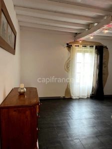 Domaine à vendre avec vue exceptionnelle à 360°, composé d'une bergerie réhabilitée, puis d'une grange et d'un kiosque à restaurer, sur 2,9 ha de terrain à LECTOURE (32)