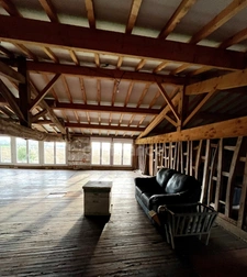 Domaine à vendre avec vue exceptionnelle à 360°, composé d'une bergerie réhabilitée, puis d'une grange et d'un kiosque à restaurer, sur 2,9 ha de terrain à LECTOURE (32)