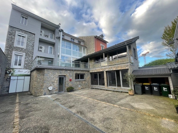 Dpt Hautes Pyrénées (65), à vendre LOURDES immeuble 