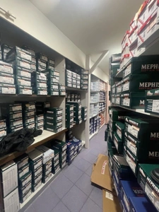 Dpt Hautes Pyrénées (65), à vendre LOURDES Chaussures et accessoires 