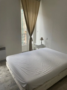 Dpt Hautes Pyrénées (65), à vendre LOURDES immeuble 