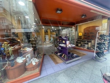 Dpt Hautes Pyrénées (65), à vendre LOURDES Chaussures et accessoires 