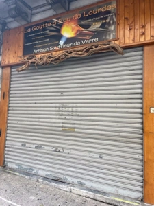 Dpt Hautes Pyrénées (65), à vendre LOURDES Local commercial 