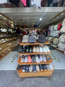 Dpt Hautes Pyrénées (65), à vendre LOURDES Local commercial 