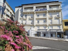 Fonds de commerce à vendre LOURDES (65)