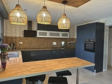 Maison de plain-pied entièrement rénovée d'environ 124 m² + Véranda 