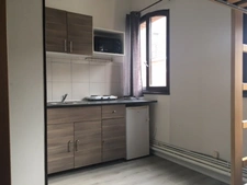 Investissez dans l'avenir avec cet immeuble spécialisé dans la location étudiante à Lille. Opportunité de défiscalisation!