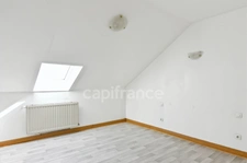 Maison à fort potentiel – Habitation, activité professionnelle ou investissement – Tourcoing– 140 m², 179 000 € HAI