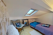 A VENDRE -Exclusivité - Saint-Quay-Portrieux (22) - centre -T2 bis, espace nuit cabine, cave 10 m², vue mer - 32,41 m² Carrez - 48 m² utiles - plage et commerces à pied - station balnéaire.