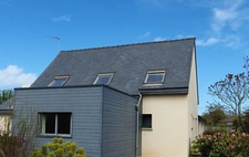 Dept Cotes d'Armor (22) - for sale - PLEUMEUR-BODOU - House T10 – 245 m² - 7 bedrooms - Land 1,661 m² - Double garage - Independent apartment.