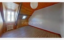 À vendre - Côtes-d'Armor (22) - Saint-Brieuc - Saint-Michel - Maison de caractère de 1870 - 7 pièces - 131,83 m² - 5 chambres - Jardin clos - Cave