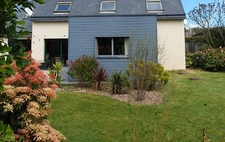 Dept Cotes d'Armor (22) - for sale - PLEUMEUR-BODOU - House T10 – 245 m² - 7 bedrooms - Land 1,661 m² - Double garage - Independent apartment.