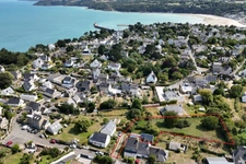Land for sale Binic (22) - 2097 m² - Close to beach and port - Rare location.