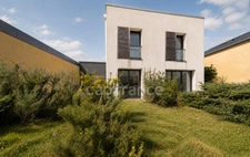 For sale - (35) Ille-et-Vilaine - Liffré, approximately 20 km from Rennes - House - 6 rooms - 5 bedrooms - 116.70 square meters - 337 m² plot - garage - garden