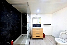 Dpt Côtes-d'Armor (22) - À vendre Saint-Agathon – Maison T6 rénovée 4 chambres 156,87 m² dont studio indépendant 31,36 m² – Terrain 1343 m² – DPE C – 5 min Guingamp