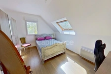 Dpt Côtes-d’Armor (22), à vendre GUINGAMP 22200 - Maison contemporaine T6 161,56 m² - Vie de plain-pied - Véranda 45 m² - Pergola bioclimatique - 2 garages - Terrain 609 m²