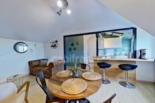 A VENDRE -Exclusivité - Saint-Quay-Portrieux (22) - centre -T2 bis, espace nuit cabine, cave 10 m², vue mer - 32,41 m² Carrez - 48 m² utiles - plage et commerces à pied - station balnéaire.