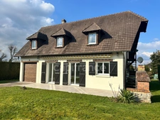 House for Sale in La Saussaye (27) NORMANDY – 3-4 BEDROOMS- Enclosed Garden and Garage