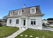 BORD DE MER Maison à vendre À 80m de la mer,  5 chambres, garage, jardin. Colleville Montgomery Plage, proche Ouistreham (14) Calvados