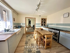 Detached house with 4 bedrooms, garage and land of approximately 2675 m² – Mortain LE NEUFBOURG (50) - Mortain