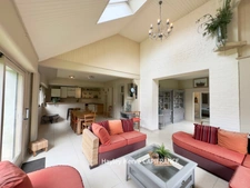 7 bedroom Family Home with South-Facing Garden, Independent Workshop and Outstanding Potential – BAYEUX (14)