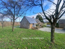 Stone character property with outbuildings, garden and apple orchard on just under 1 acre of land - Orne - Normandy