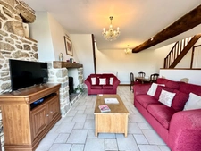 Maison en pierre avec gîte, dépendances et terrain de 2 200 m²(50) St Brice de Landelles, Manche - Proche Bretagne