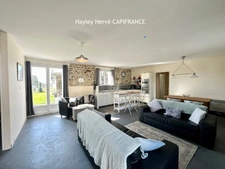 Propriété À VENDRE avec maison et gîte indépendant, dépendances et terrain de 5 000 m² – Mortain LE NEUFBOURG (50) - Mortain