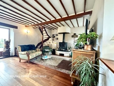 Propriété à vendre Proche Vire Calvados  (14) avec deux maisons d'habitation sur un terrain de 9 Hectares - Propriété équestre / gite