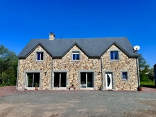 Maison à vendre 6 pièces avec deuxième maison à rénover, double, garage, 11700 m2 terrain LE MESNILBUS (50)