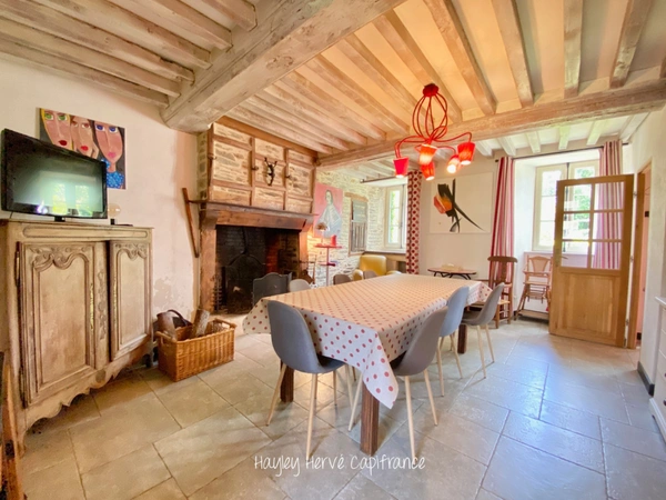 Propriété en pierre entièrement rénovée avec maison d'amis — 284 m², 2 ha, 20 min de Bayeux (14)  