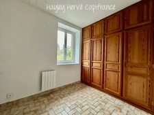 Riverside property with workshop in Vire (14) Calvados, Normandy