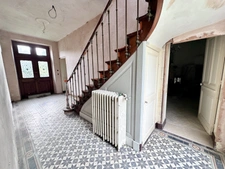 Beautiful 19th Century Maison de Maître for sale with Outbuildings and 1.5 hectares close to the sea and BAYEUX (14) Calvados, Normandy