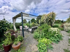 Maison en pierre avec gîte, dépendances et terrain de 2 200 m²(50) St Brice de Landelles, Manche - Proche Bretagne