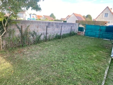 TOURVILLE-SUR-ODON (14) – MAISON AVEC 3 CHAMBRES, JARDIN ET DEUX GARAGES