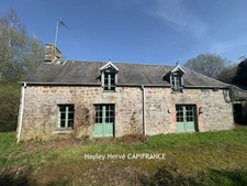 Ancien moulin de caractère à vendre avec maison d’amis, appartement et 2 ha - 15 pièces PERCY EN NORMANDIE (50) 