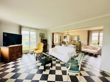 5 bed detached coastal property for sale with garage, garden of 486m2, Colleville Montgomery Plage, near Ouistreham (14) Calvados, Normandy