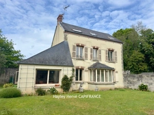 RARE À BAYEUX CENTRE – Grande maison familiale avec jardin plein sud, atelier indépendant et fort potentiel - BAYEUX (14)