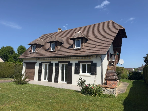 Maison traditionnelle à La Saussaye (27370) – Vallée de l’Oison  112 m² – 4 chambres – Terrain de 614 m² – Quartier calme et recherché 